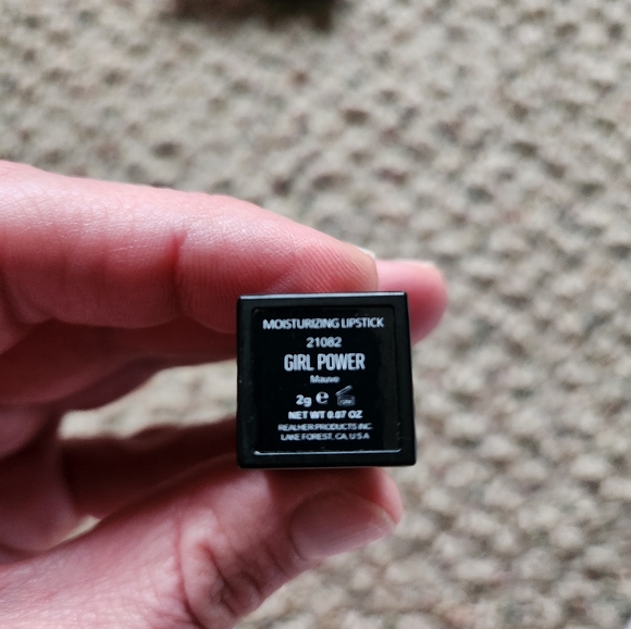 Lip gloss and lipstick travel lot. Perfect stocking ststuffers or holiday gifts - Picture 3 of 4